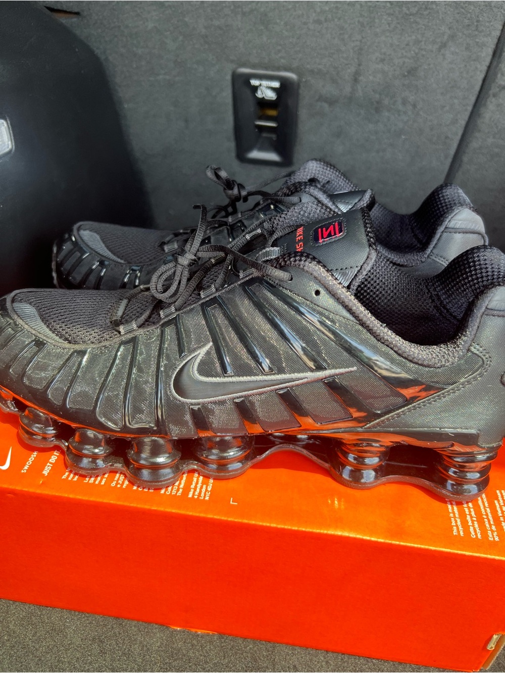 NIKE SHOX TL BLACK/BLACK-MTLC HEMATITE Men’s 14 NEW GENERIC NIKE BOX! AV3595 002